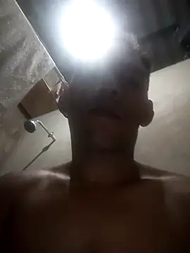 yaxom33 online show from 02-28-26, 01:55