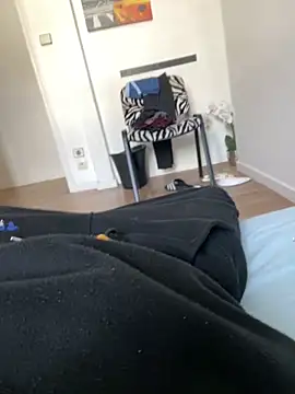 rominoucoquin online show from 12-26-24, 01:21