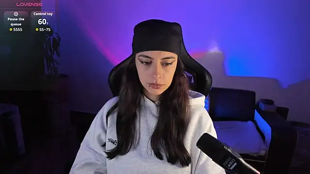 nala-saphir online show from 12-18-25, 08:08