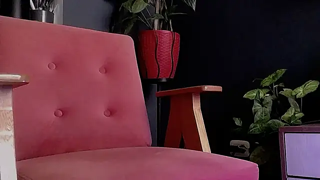 Snapshot of callme_douglas chatting on 06-05-26, 02:01 callme douglas online show from 06-05-26, 02:01