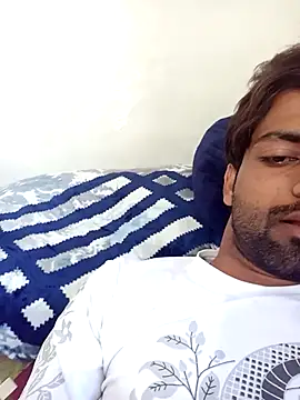 Snapshot of playboyz77 chatting on 03-06-25, 06:19 playboyz77 online show from 03-06-25, 06:19