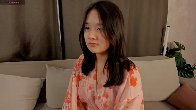 Maekko online show from 02-25-26, 05:24