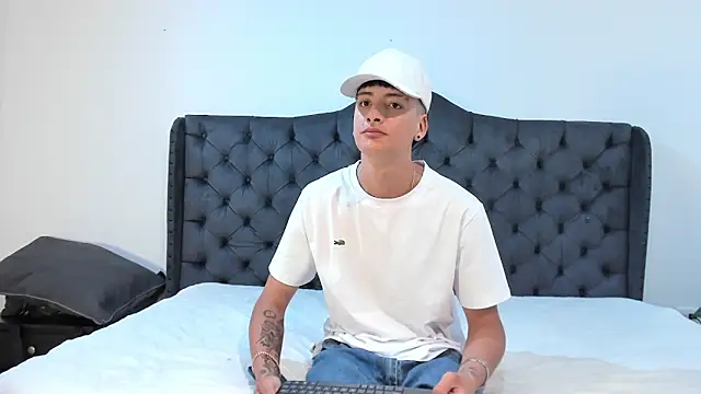 two milkyway online show from 09-22-25, 01:50