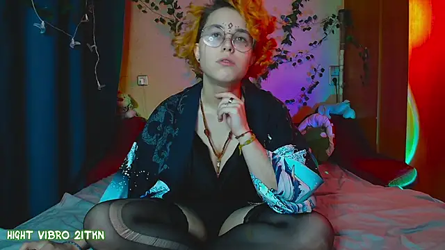 TrickyKitsune online show from 03-07-25, 03:49