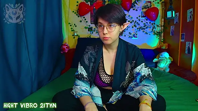 TrickyKitsune online show from 03-20-26, 02:51