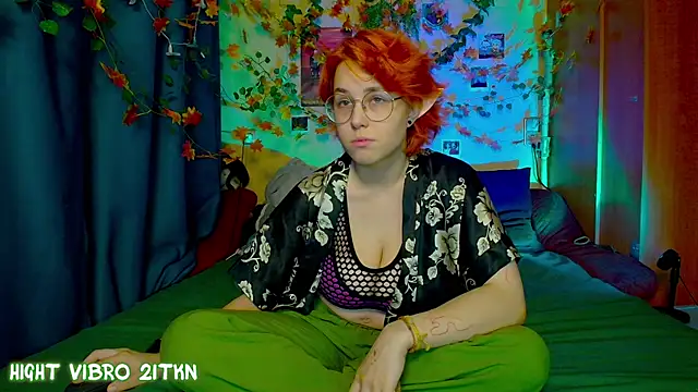 TrickyKitsune online show from 11-17-25, 01:48