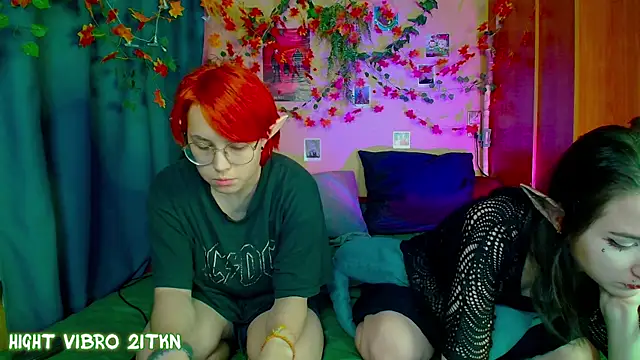 TrickyKitsune online show from 11-10-25, 02:22