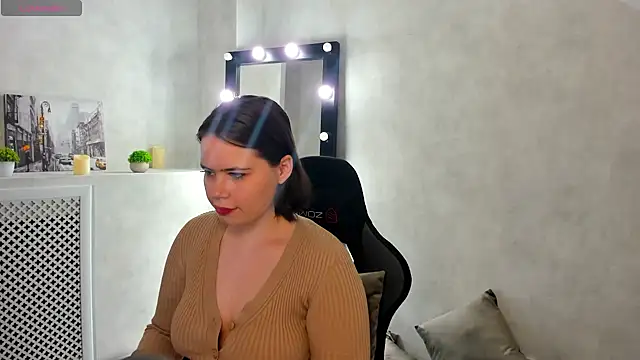 EricaElliott online show from 02-26-25, 01:03