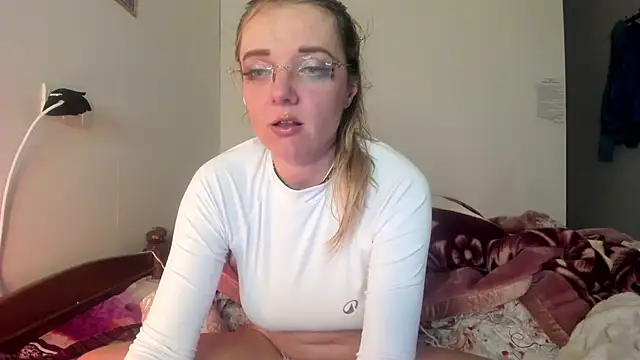 Snapshot of Magnetic_Amy chatting on 07-24-26, 10:55 Magnetic Amy online show from 07-24-26, 10:55