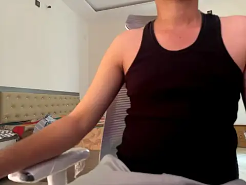 thewhitedickboyx1 online show from 01-10-25, 08:51