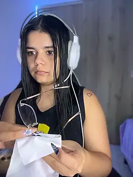 pretty angela1 online show from 04-15-26, 03:56