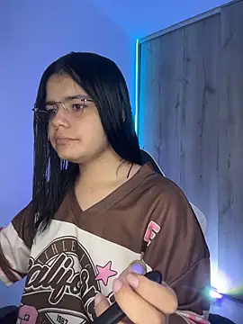 pretty angela1 online show from 04-02-26, 03:57