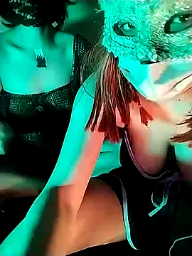 Snapshot of Lisa2025 chatting on 01-23-25, 01:13 Lisa2025 online show from 01-23-25, 01:13