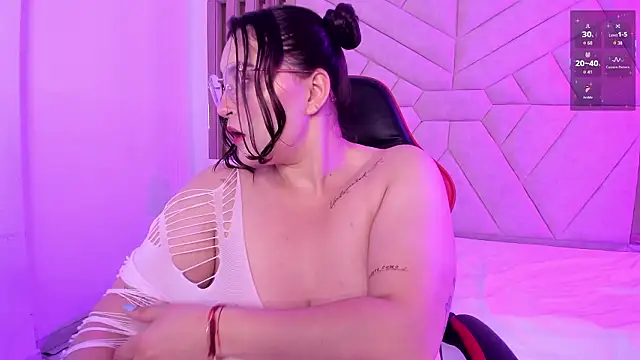 LunaPleasure online show from 03-08-26, 05:33