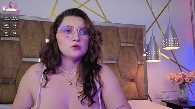 LunaPleasure online show from 09-23-25, 05:14