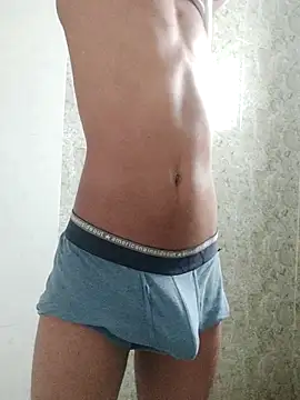 Snapshot of iamharryy chatting on 12-14-25, 11:27 iamharryy online show from 12-14-25, 11:27