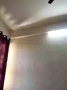 Snapshot of iamharryy chatting on 11-02-25, 07:35 iamharryy online show from 11-02-25, 07:35