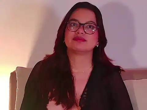 EmiF26 online show from 04-10-26, 03:13