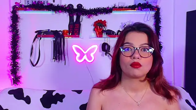 EmiF26 online show from 10-28-25, 02:12