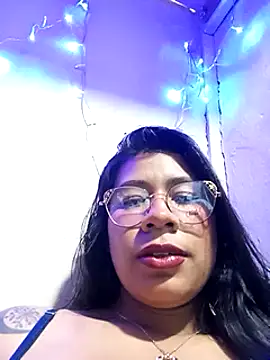 Snapshot of Pamelamilkk_1007 chatting on 02-01-25, 03:39 Pamelamilkk 1007 online show from 02-01-25, 03:39