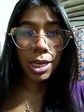 Snapshot of Pamelamilkk_1007 chatting on 02-07-25, 04:59 Pamelamilkk 1007 online show from 02-07-25, 04:59