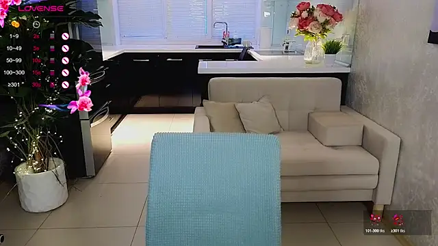 Snapshot of niki_cutes chatting on 03-02-26, 01:06 niki cutes online show from 03-02-26, 01:06