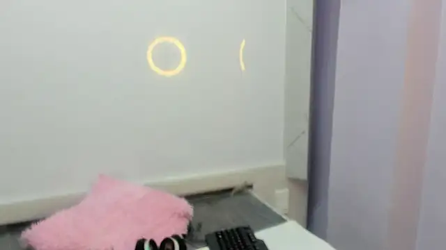 Snapshot of Chloe_Martini chatting on 02-08-25, 02:47 Chloe Martini online show from 02-08-25, 02:47
