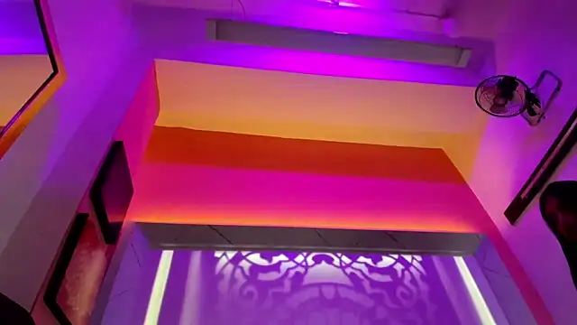Chloe Martini online show from 06-19-26, 03:45
