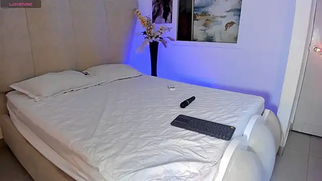 rachaeldeckard   online show from 04-17-26, 07:49