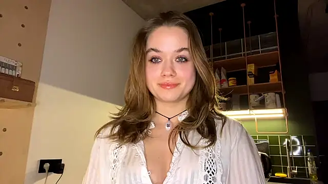 RoxyStar17 online show from 02-04-25, 08:38