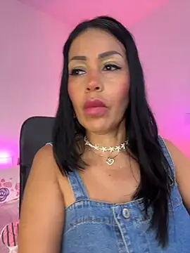 KarolRubi1 online show from 04-12-26, 08:01