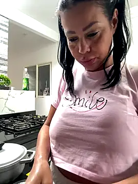 KarolRubi1 online show from 11-22-25, 06:07