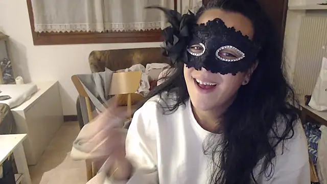 Snapshot of LasolitaAuri chatting on 03-02-25, 03:56 LasolitaAuri online show from 03-02-25, 03:56