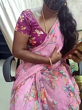 Snapshot of Tamil_roja69 chatting on 06-23-26, 01:20 Tamil roja69 online show from 06-23-26, 01:20