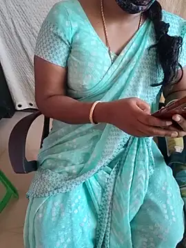 Snapshot of Tamil_roja69 chatting on 06-27-26, 04:40 Tamil roja69 online show from 06-27-26, 04:40