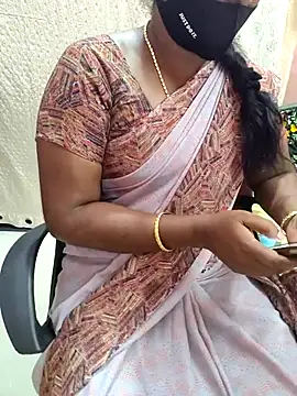 Snapshot of Tamil_roja69 chatting on 07-24-26, 01:51 Tamil roja69 online show from 07-24-26, 01:51