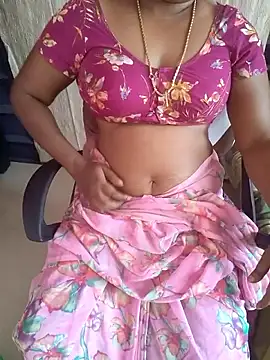 Snapshot of Tamil_roja69 chatting on 06-19-26, 04:40 Tamil roja69 online show from 06-19-26, 04:40