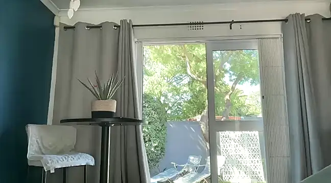 Snapshot of newtradeguru chatting on 12-25-24, 07:57 newtradeguru online show from 12-25-24, 07:57