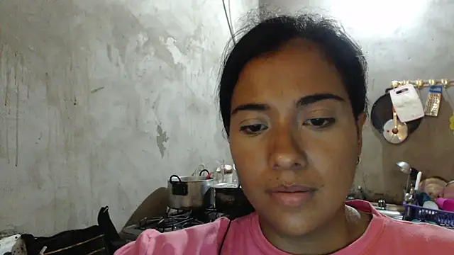 Snapshot of Coral0403 chatting on 03-07-25, 02:15 Coral0403 online show from 03-07-25, 02:15