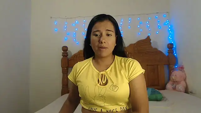 Snapshot of Coral0403 chatting on 02-26-25, 11:09 Coral0403 online show from 02-26-25, 11:09