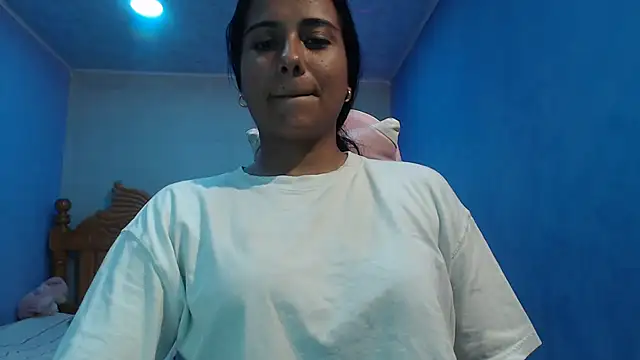 Coral0403 online show from 12-23-25, 02:11