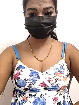 meena 27 online show from 11-18-25, 06:17