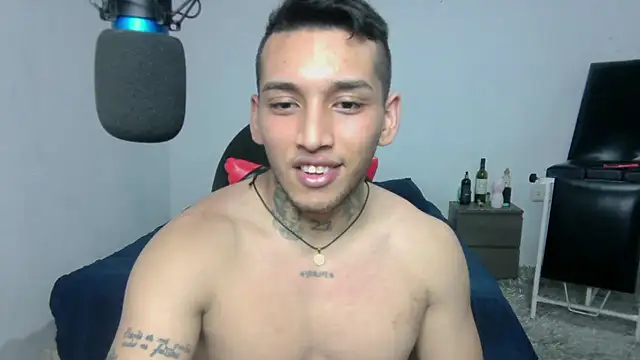 Snapshot of David_Adams2003 chatting on 02-26-25, 11:09 David Adams2003 online show from 02-26-25, 11:09