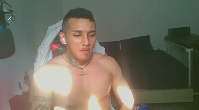 Snapshot of David_Adams2003 chatting on 01-28-25, 07:53 David Adams2003 online show from 01-28-25, 07:53