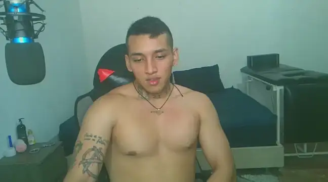 Snapshot of David_Adams2003 chatting on 01-28-25, 01:49 David Adams2003 online show from 01-28-25, 01:49