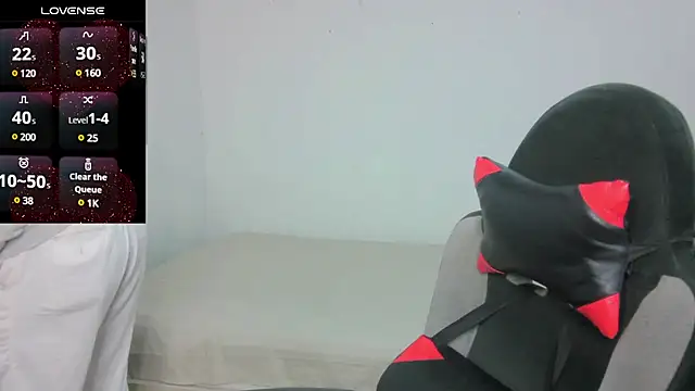 Snapshot of David_Adams2003 chatting on 02-20-25, 01:40 David Adams2003 online show from 02-20-25, 01:40