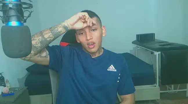 Snapshot of David_Adams2003 chatting on 01-27-25, 10:06 David Adams2003 online show from 01-27-25, 10:06