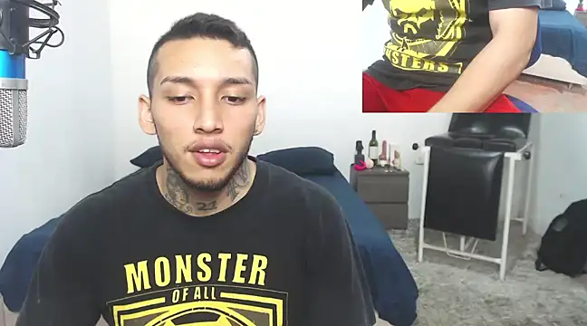 Snapshot of David_Adams2003 chatting on 03-17-25, 02:23 David Adams2003 online show from 03-17-25, 02:23