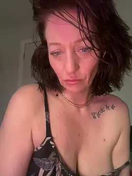 AlessasRoom online show from 03-06-26, 01:39