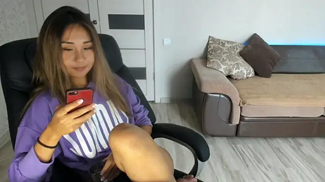 Snapshot of karishee chatting on 12-01-25, 07:04 karishee online show from 12-01-25, 07:04